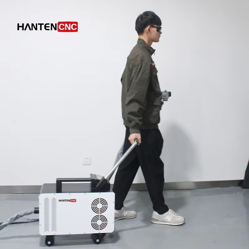 コンパクトレーザー洗浄ツール 金属錆酸化物塗料除去装置 表面 - Industrial Laser Cleaning のレビューと価格